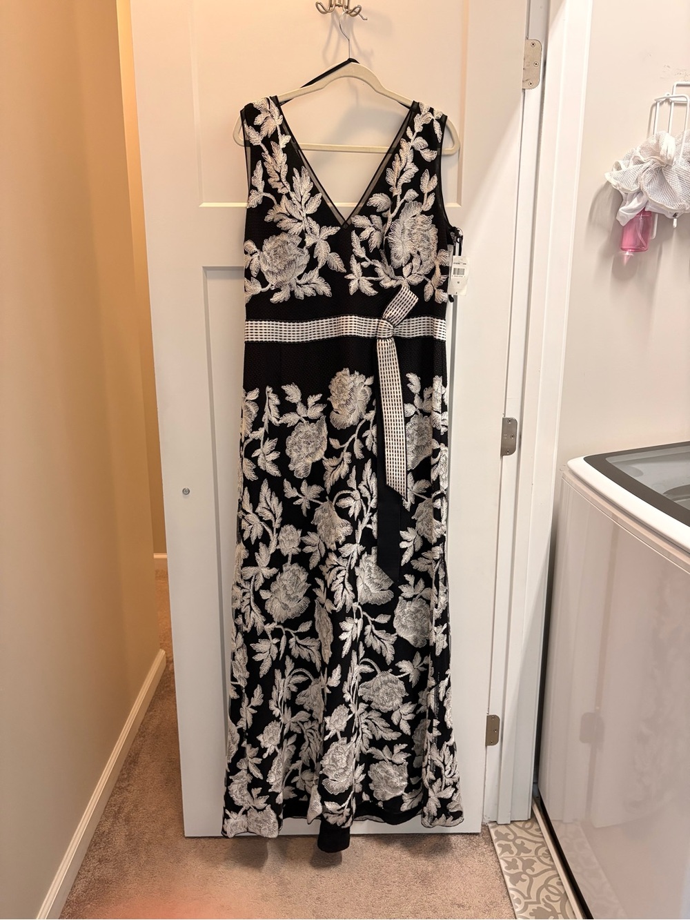Tadashi Shoji Black Maxi Dress with White Floral Embroidery and Waist Tie NWT